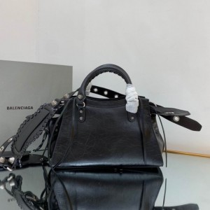 BALENCIAGA NEO CAGOLE 25.9X17.8X11.4m BLACK Bags