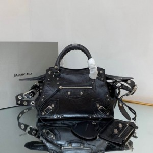 BALENCIAGA NEO CAGOLE 25.9X17.8X11.4m BLACK Bags