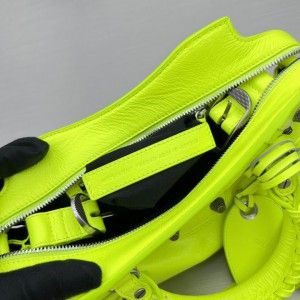 BALENCIAGA NEO CAGOLE 25.9X17.8X11.4cm LIME Bags