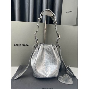 BALENCIAGA BUCKET 19.8X17.8X15CM SILVER Bags