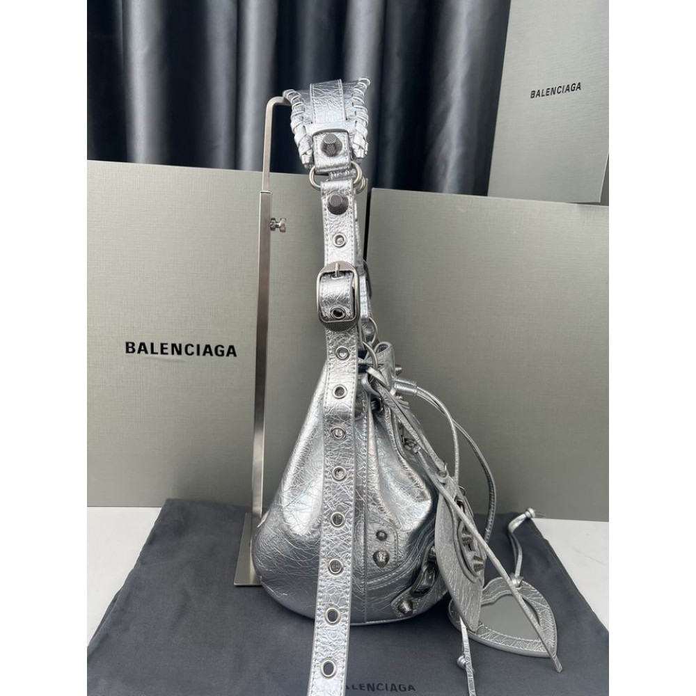 BALENCIAGA BUCKET 19.8X17.8X15CM SILVER Bags