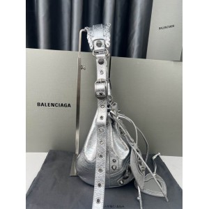 BALENCIAGA BUCKET 19.8X17.8X15CM SILVER Bags