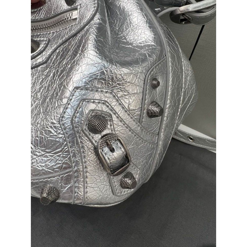 BALENCIAGA BUCKET 19.8X17.8X15CM SILVER Bags