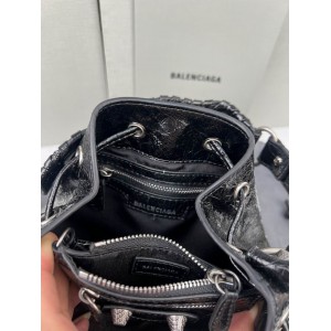 BALENCIAGA BUCKET 19.8X17.8X15CM BLACK Bags