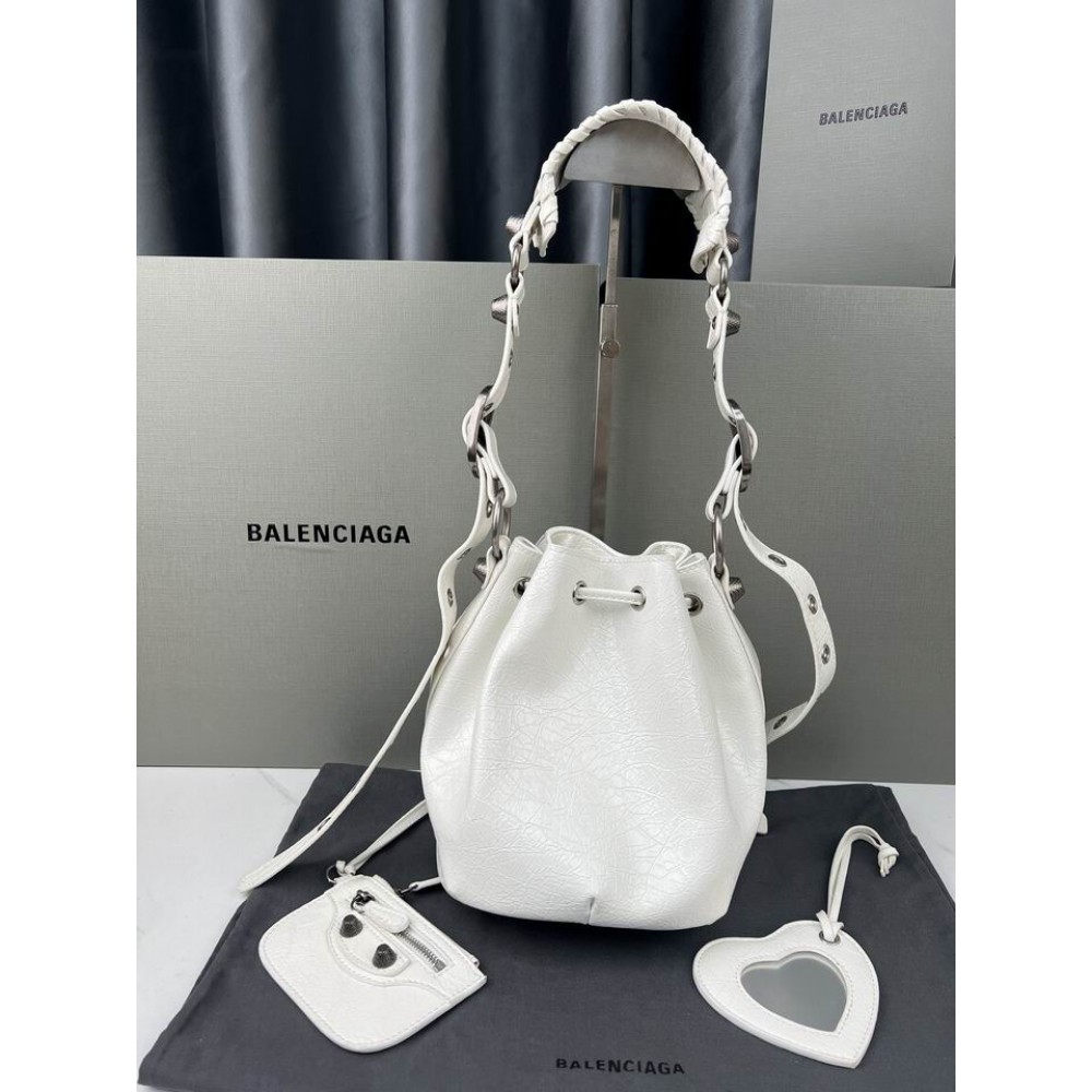 BALENCIAGA BUCKET 19.8X17.8X15CM WHITE Bags
