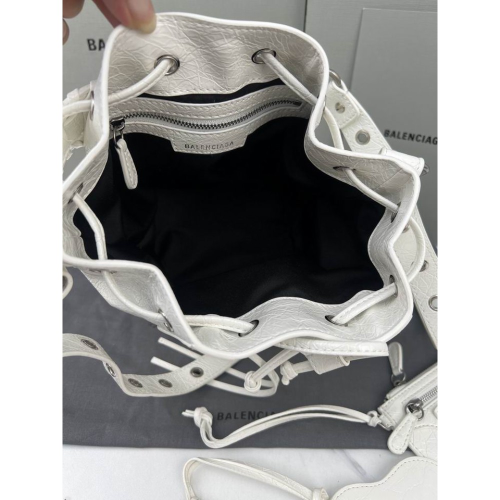 BALENCIAGA BUCKET 19.8X17.8X15CM WHITE Bags
