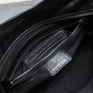 BALENCIAGA CAGOLE 32X21CM BLACK Bags