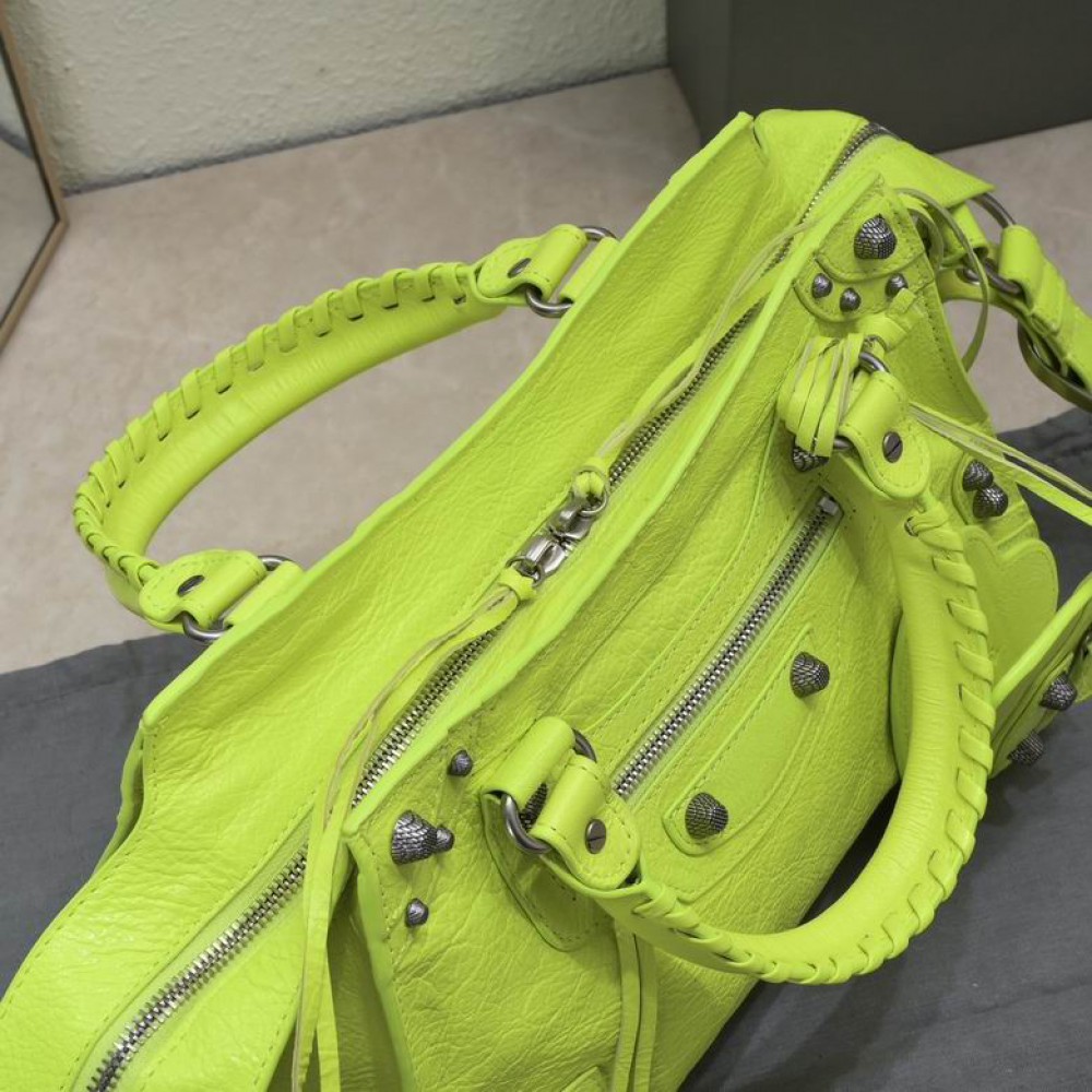BALENCIAGA CAGOLE 32X21CM LIME Bags