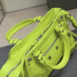 BALENCIAGA CAGOLE 32X21CM LIME Bags