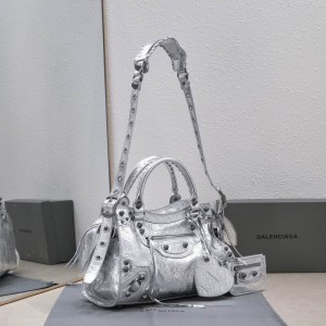 BALENCIAGA CAGOLE 32X21CM SILVER Bags