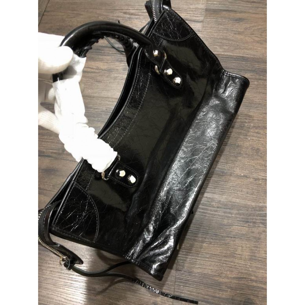 BALENCIAGA CITY BLACK SHINY LEATHER 38CM Bags