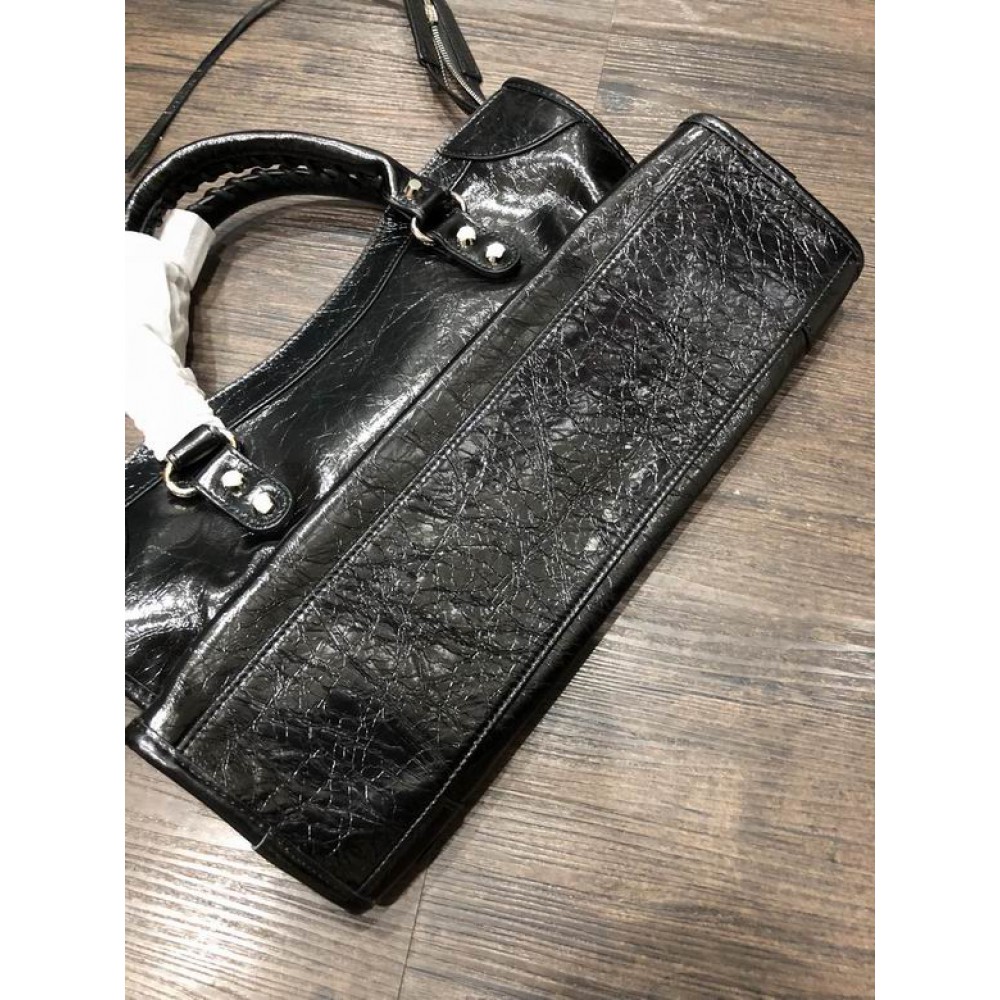 BALENCIAGA CITY BLACK SHINY LEATHER 38CM Bags