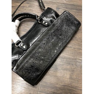 BALENCIAGA CITY BLACK SHINY LEATHER 38CM Bags