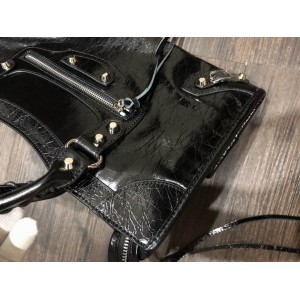 BALENCIAGA CITY BLACK SHINY LEATHER 38CM Bags