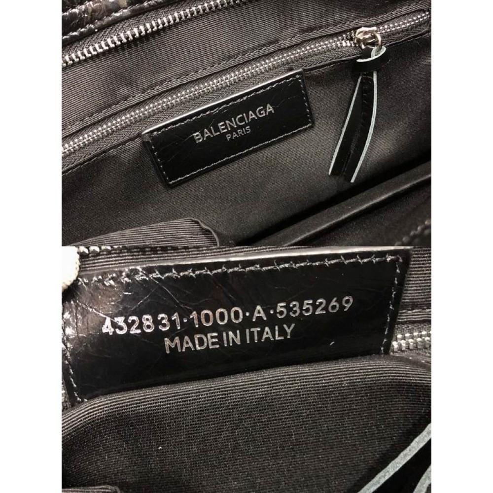 BALENCIAGA CITY BLACK SHINY LEATHER 38CM Bags