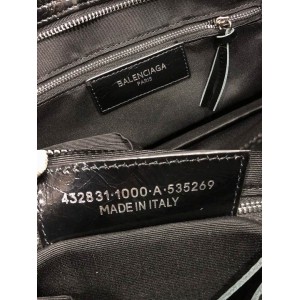 BALENCIAGA CITY BLACK SHINY LEATHER 38CM Bags
