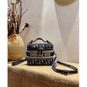 DIOR TRAVEL VANITY 18.5X13X10.5CM Bags