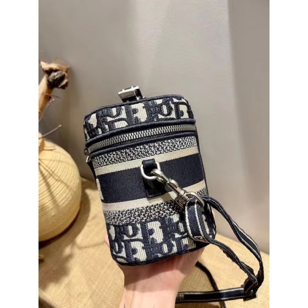 DIOR TRAVEL VANITY 18.5X13X10.5CM Bags