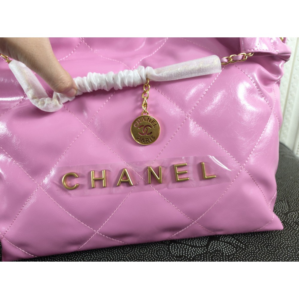 CHANEL22 39X42CM ALL COLOURS Bags