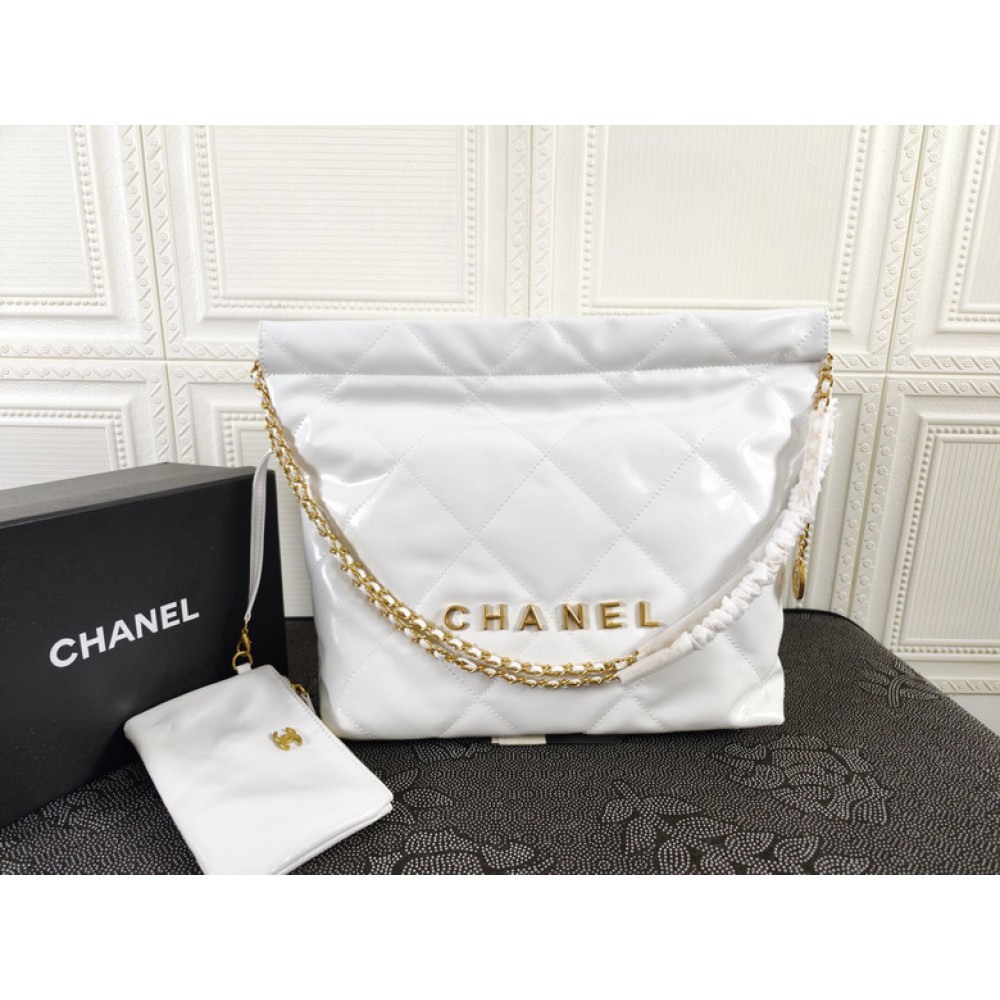 CHANEL22 39X42CM ALL COLOURS Bags