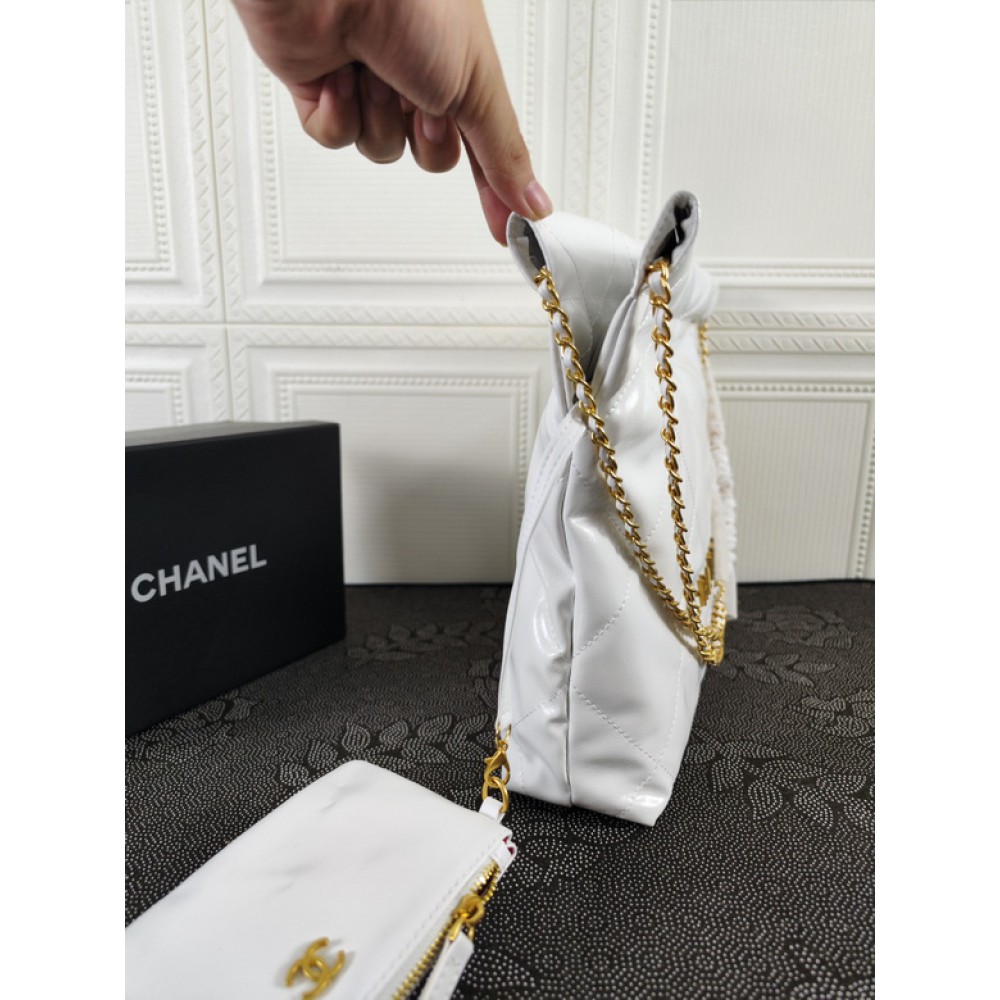 CHANEL22 39X42CM ALL COLOURS Bags