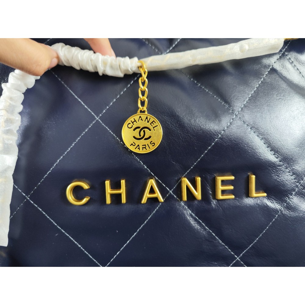 CHANEL22 39X42CM ALL COLOURS Bags