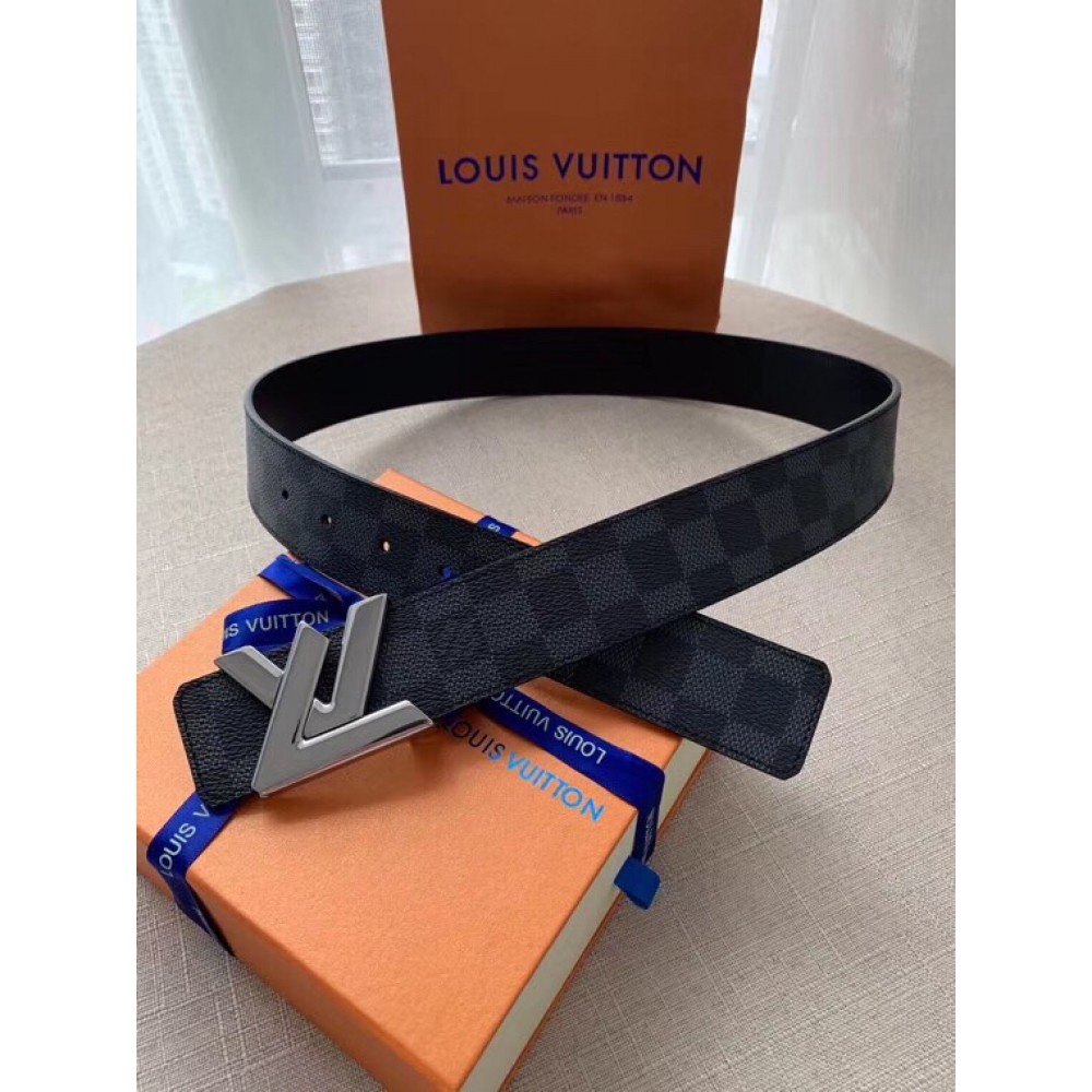 lv belt 3.8cm twist Accesories