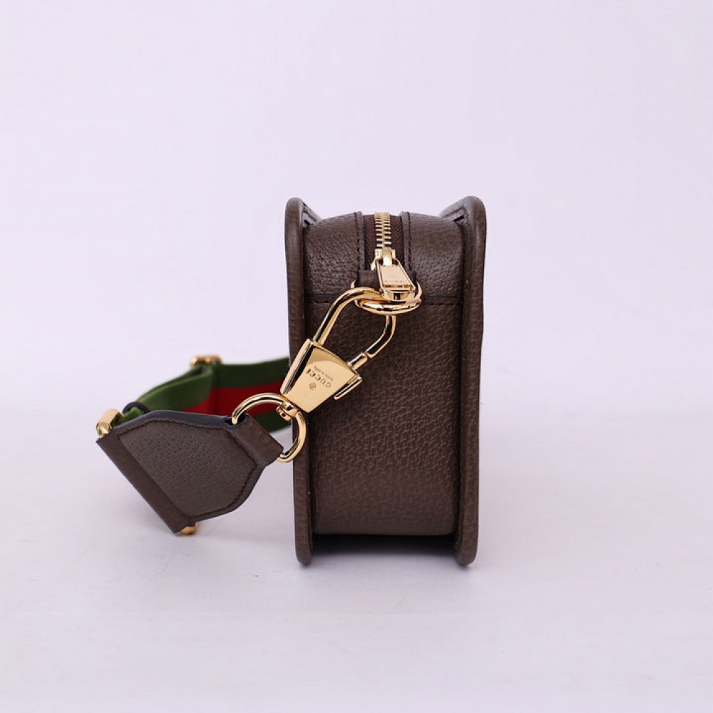 gucci messenger bag big logo Bags