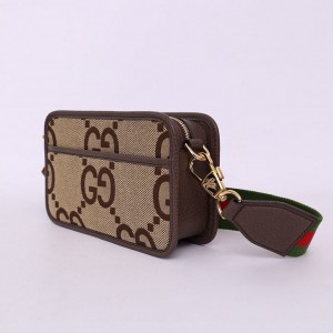 gucci messenger bag big logo Bags