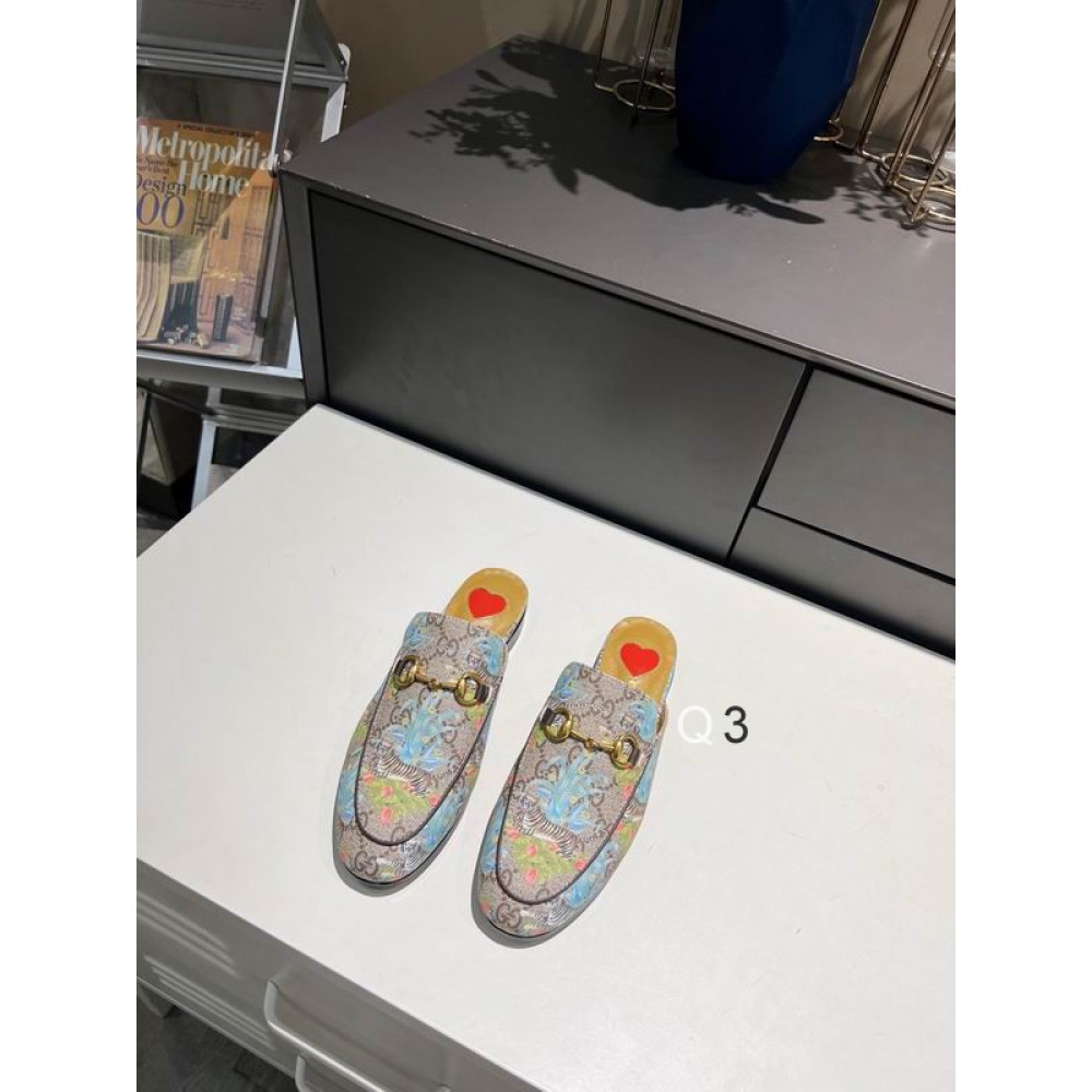gucci half slippers tiger print 36-44 Shoes