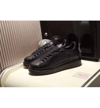 Alexander mcqueen total black 36-46