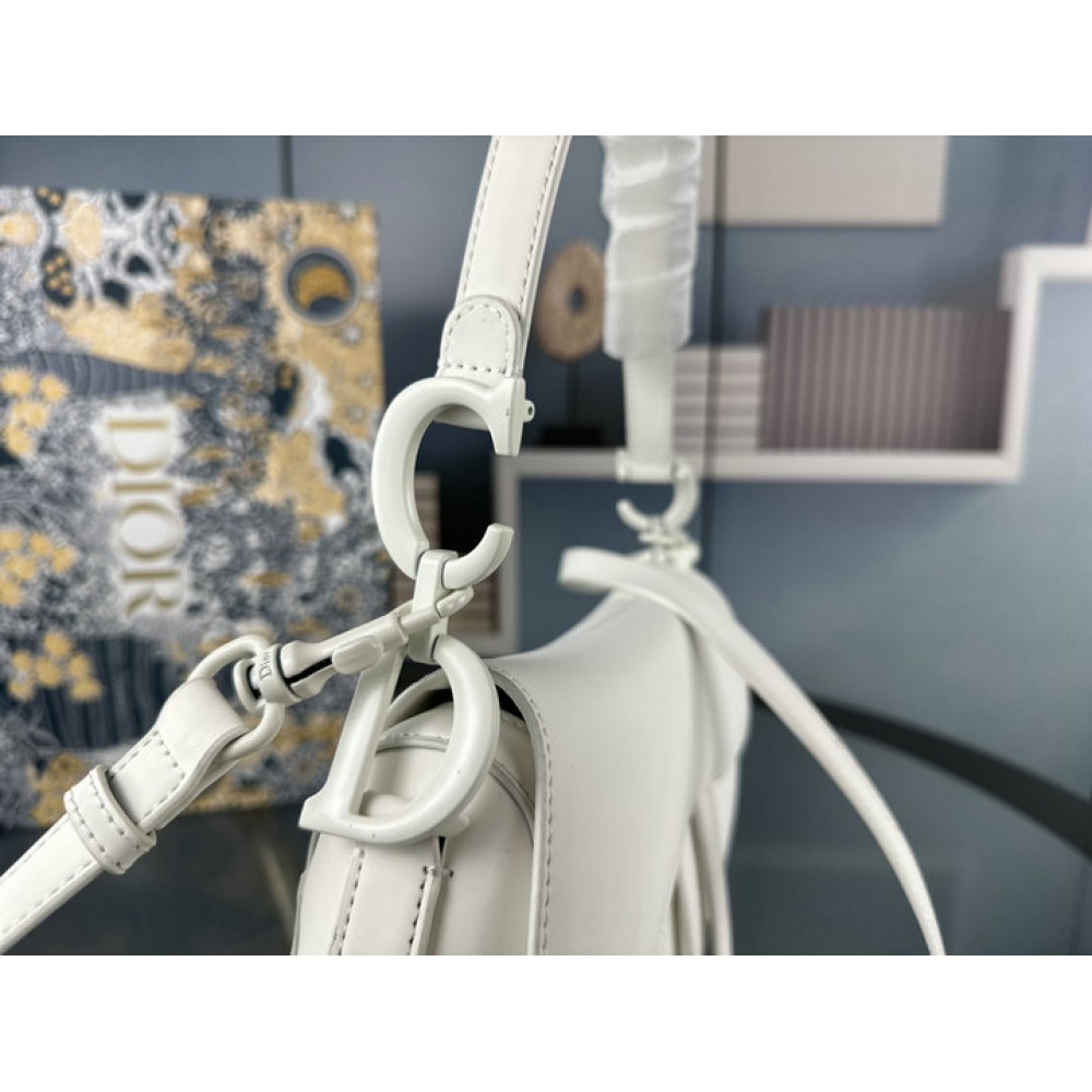 DIOR SADDLE 26CM ULTRAMATTE WHITE Bags