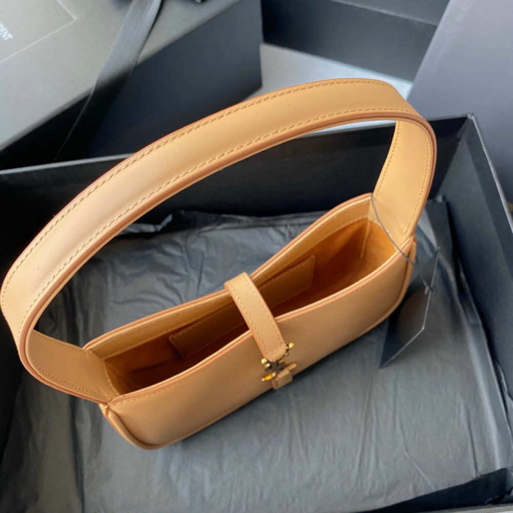 ysl le 5 a 7 19x11.5cm Bags