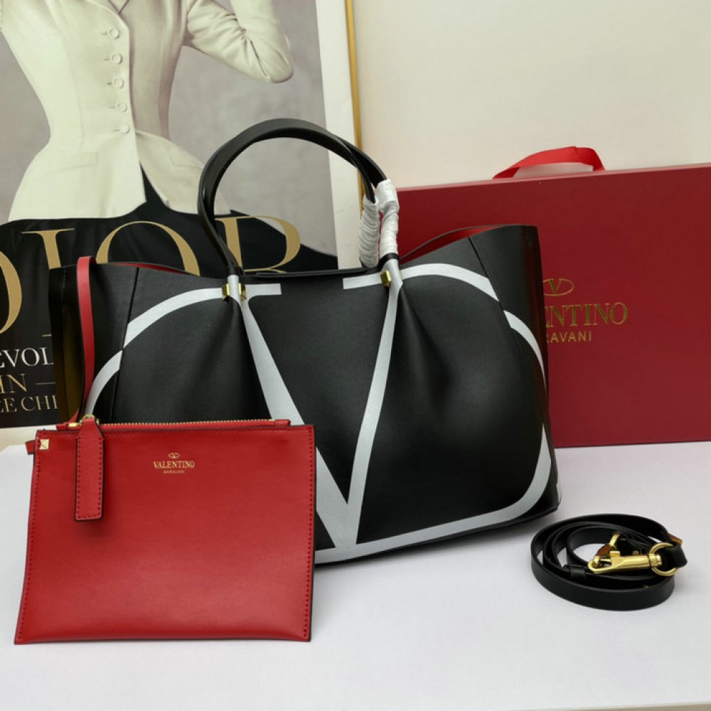 valentino tote 45cm Bags