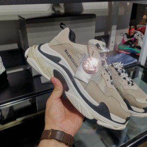 balenciaga sneakers triple s 36-46 beige grey Shoes
