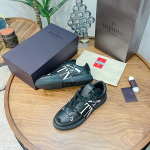 Valentino sneakers 36-46 Shoes