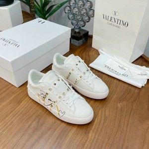Valentino sneakers 36-46 Shoes