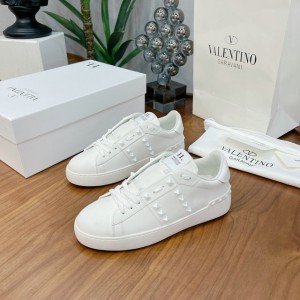 Valentino sneakers 36-46 Shoes