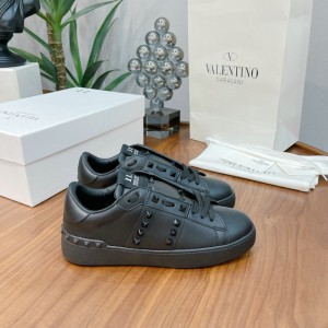 Valentino sneakers 36-46 Shoes