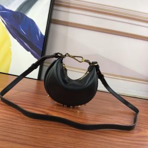 fendi graphy 16.5x14cm black leather Bags