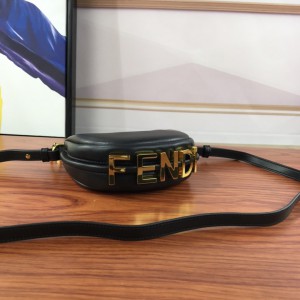 fendi graphy 16.5x14cm black leather Bags