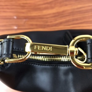 fendi graphy 16.5x14cm black leather Bags