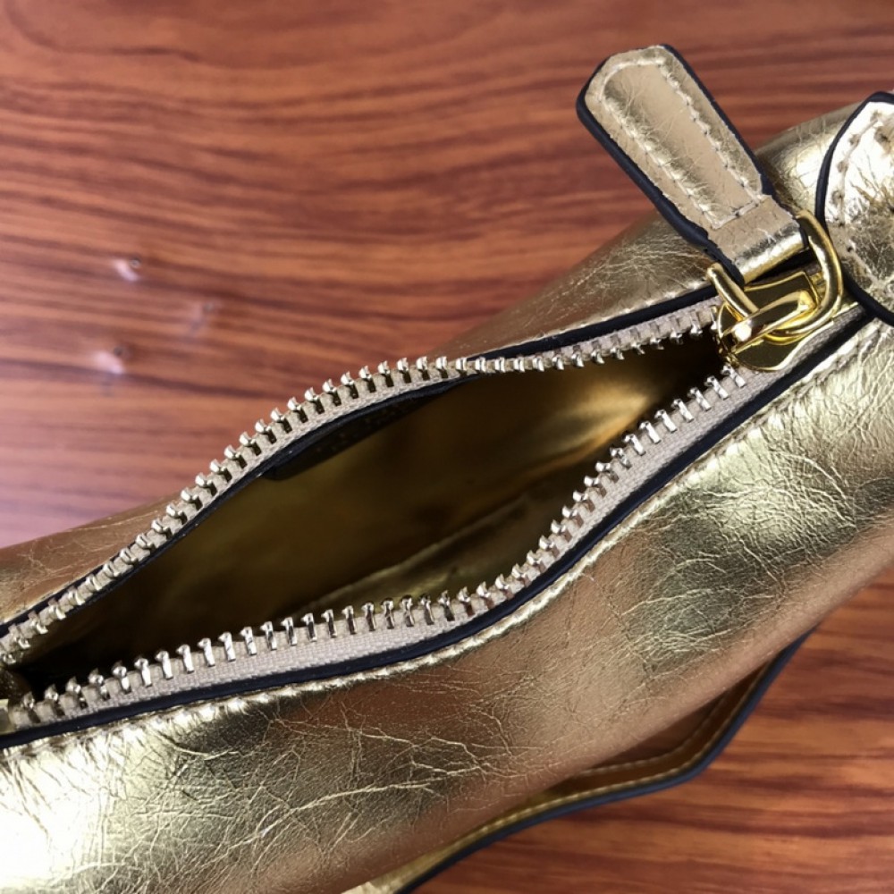 fendi graphy 16.5x14cm gold-silver leather Bags