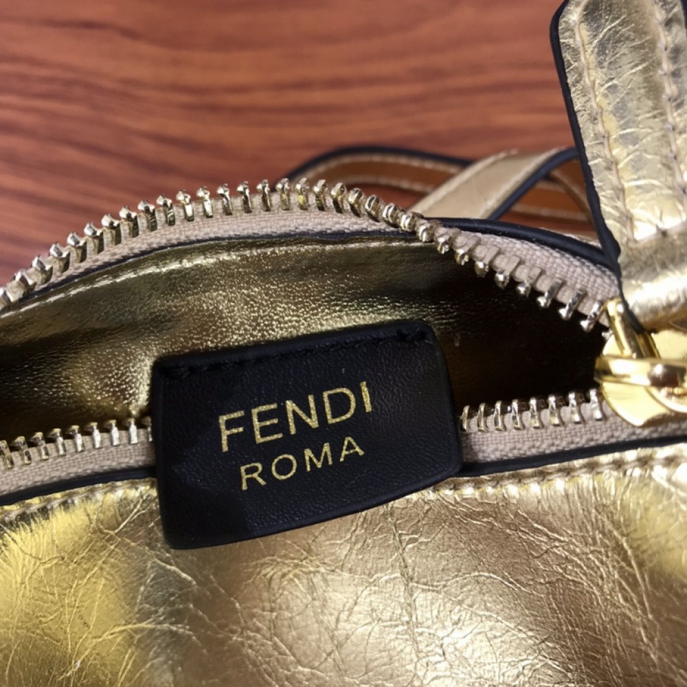 fendi graphy 16.5x14cm gold-silver leather Bags