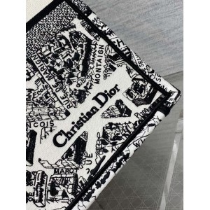 Dior Book Tote Large size 42 x 35 x 18.5 cm Bags