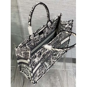 Dior Book Tote Large size 42 x 35 x 18.5 cm Bags