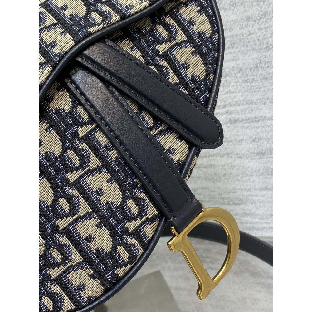 DIOR SADDLE Oblique Jacquard 21 x 18 x 5 cm Bags