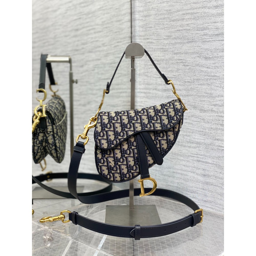 DIOR SADDLE Oblique Jacquard 21 x 18 x 5 cm Bags