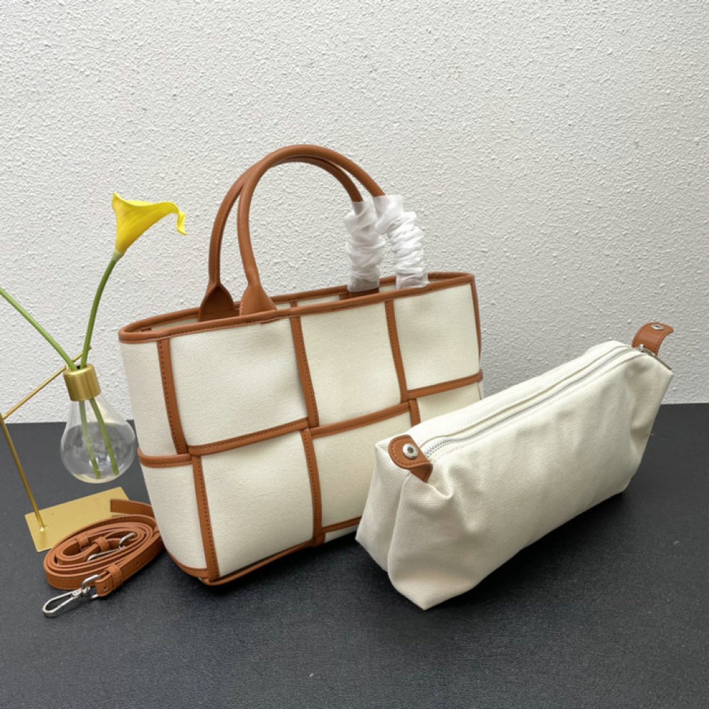 bottega venetta 32cm tote 