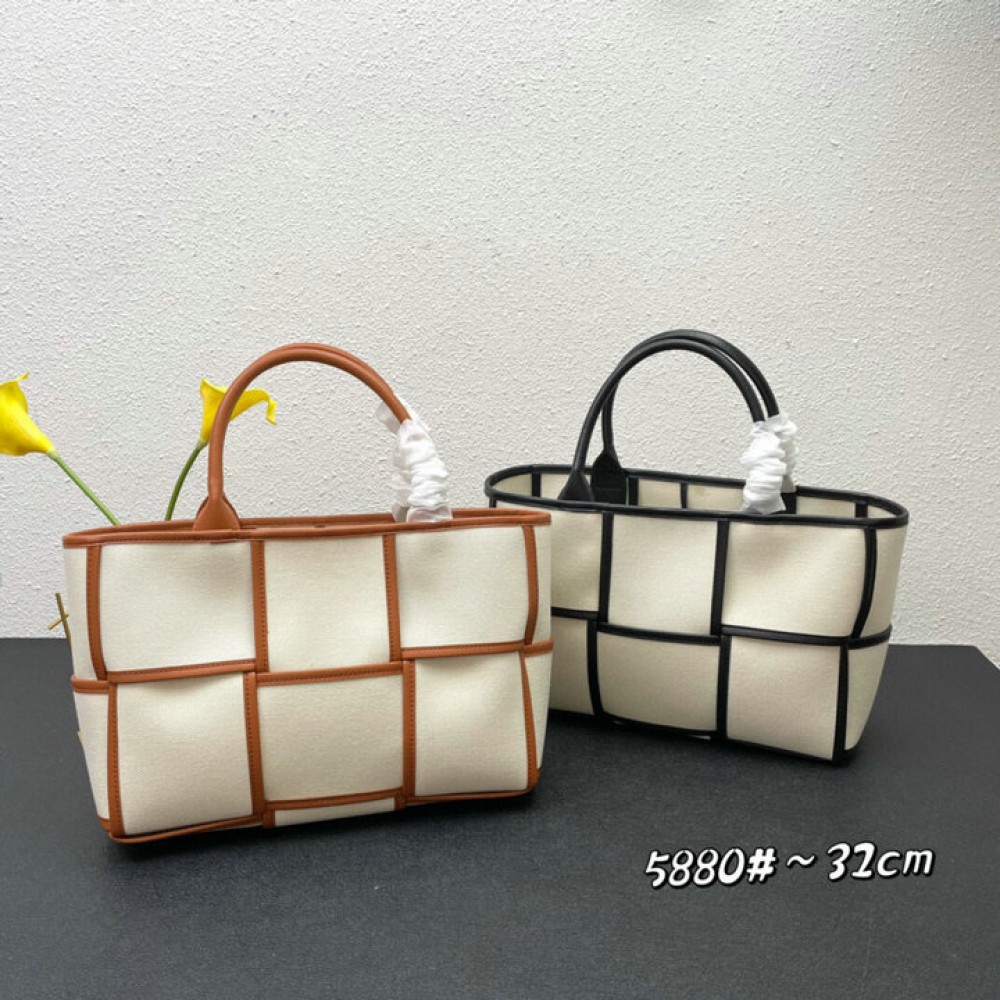 bottega venetta 32cm tote 